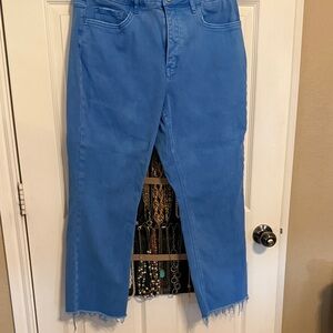 Women's Loveret Blue Cropped Jeans. Size14W